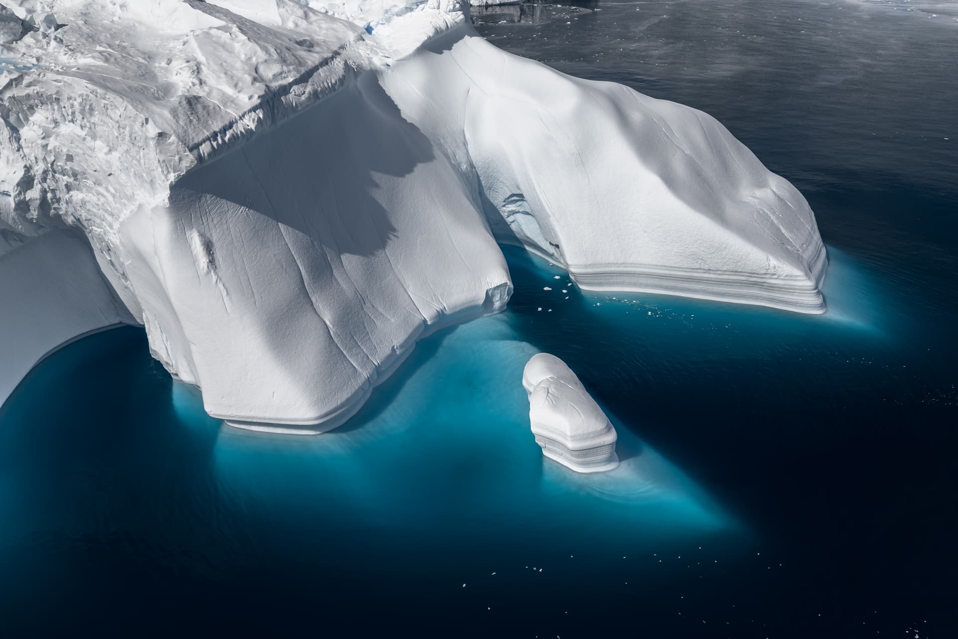 Antarctic Wonders: roundtrip cruise from Ushuaia